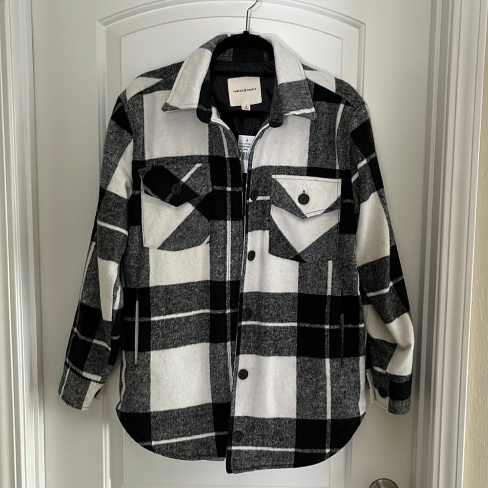 Thread & Supply plaid soft flannel shirt jacket shacket black white small